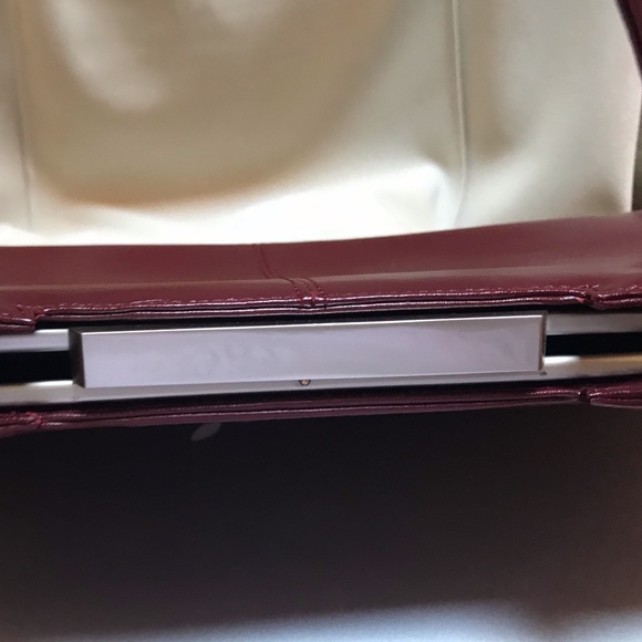 Kenneth Cole Burgundy Genuine Leather Purse - Picture 5 of 5